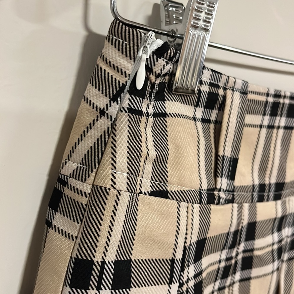SHEIN PLAID SKIRT SIZE small US 4 - Picture 3 of 3